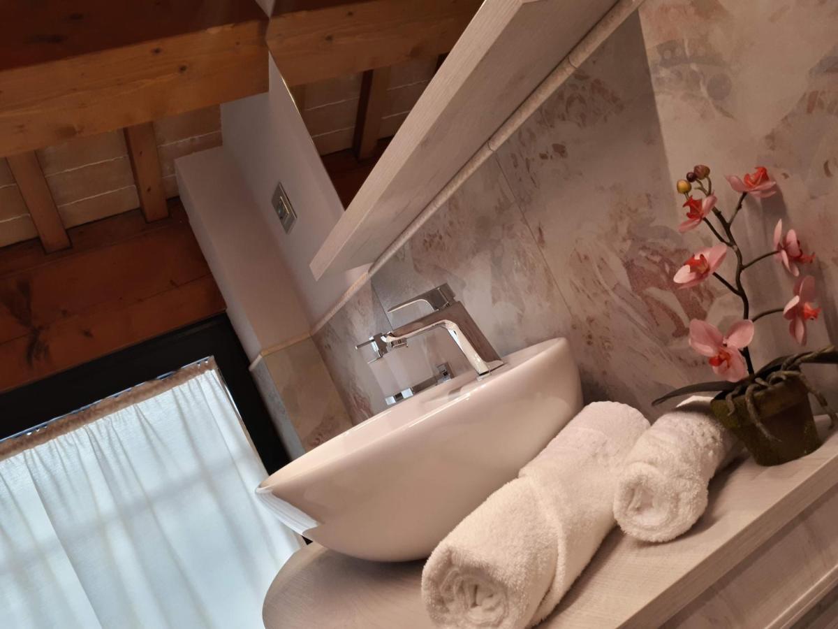 Agriturismo Cabrele Santorso Eksteriør bilde