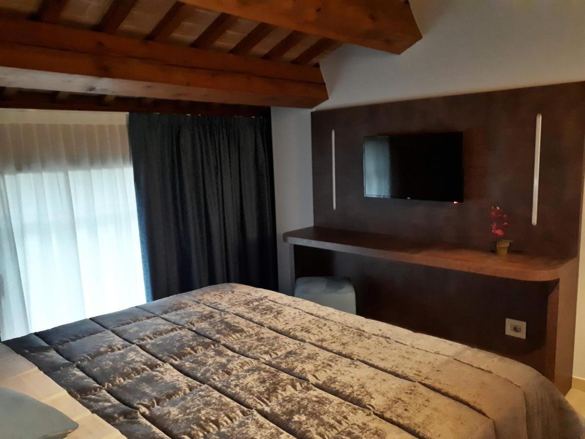 Agriturismo Cabrele Santorso Eksteriør bilde