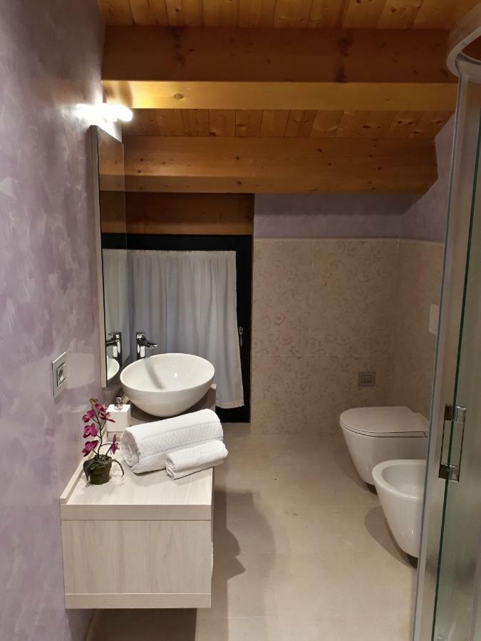 Agriturismo Cabrele Santorso Eksteriør bilde